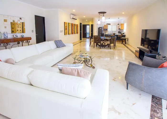 Corto Maltes 203 Apt 2 Bedroom Ocean View