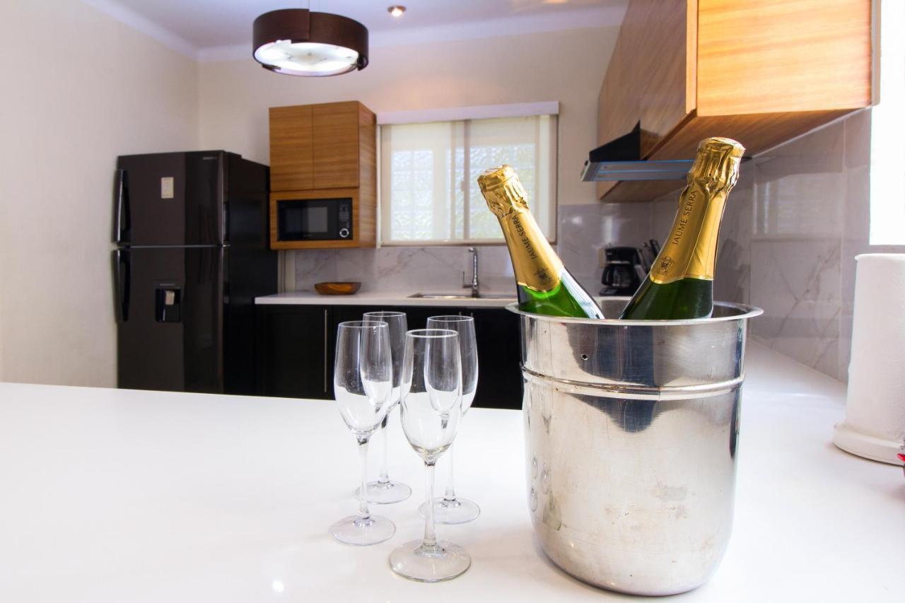 Corto Maltes 203 Apt 2 Bedroom Ocean View Playa del Carmen
